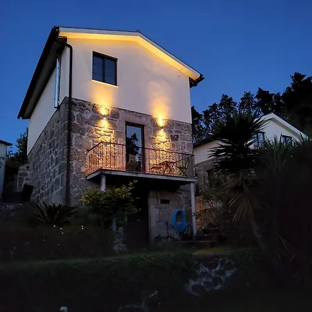 Casa-palmeira-quinta-da-encavalada-relaxing-holiday-house-with-beautiful-view-and-swimmingpool Holiday home *