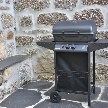 Casa-palmeira-quinta-da-encavalada-relaxing-holiday-house-with-beautiful-view-and-swimmingpool *