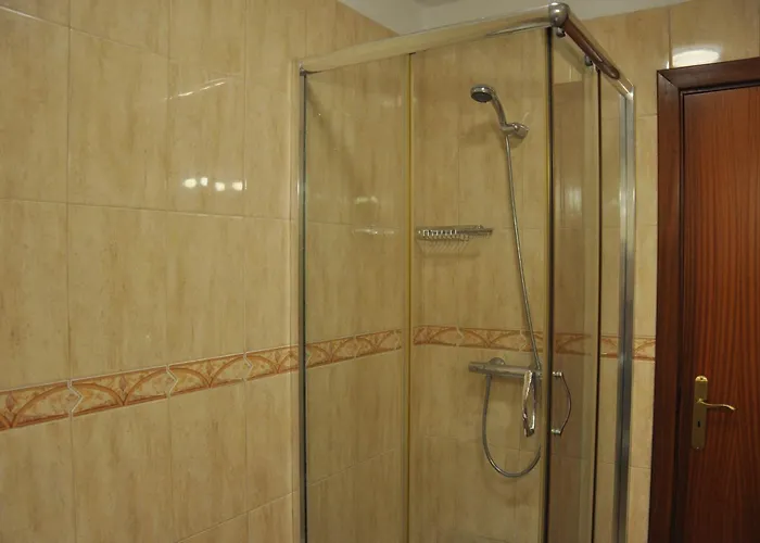 Casa-palmeira-quinta-da-encavalada-relaxing-holiday-house-with-beautiful-view-and-swimmingpool Nyaraló Caldas de São Paulo